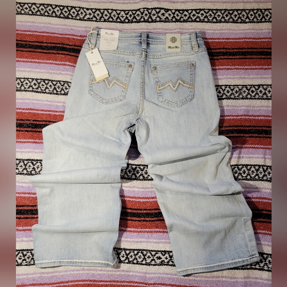 Miss Me Denim - Miss Me size 30 Light Wash High Rise wide leg Jeans